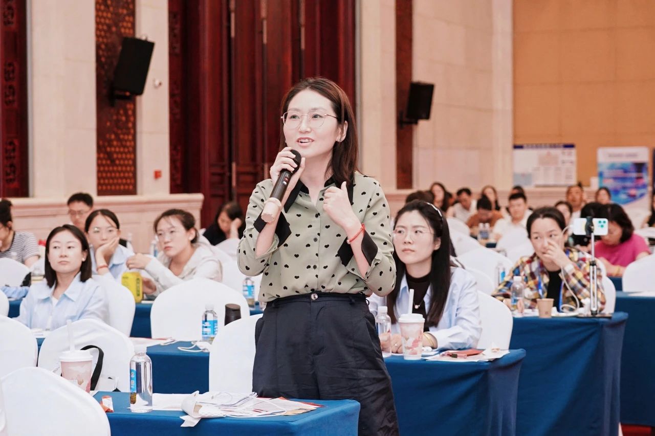 �β���Ѫ״̬��˵������Ļ��ѧ��˼����ײ�ǻۻ�